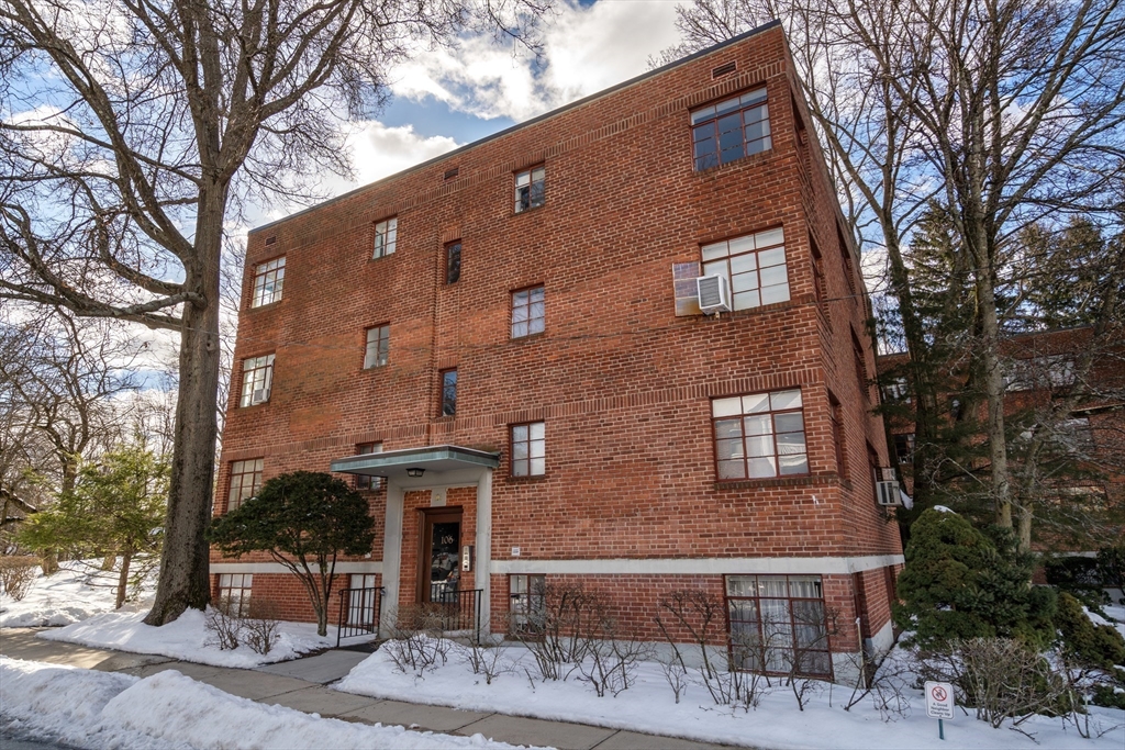 106 Evans Road, Unit 1B Boston, MA 02135 - Photo 25 of 31