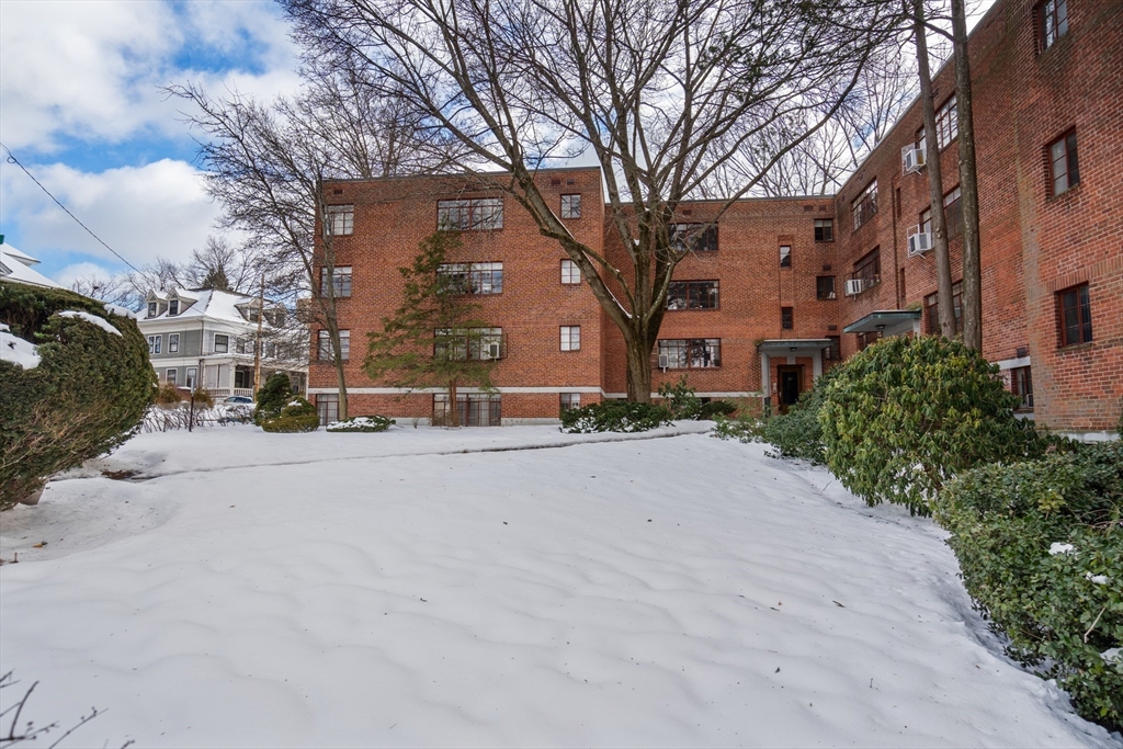 106 Evans Road, Unit 1B Boston, MA 02135 - Photo 29 of 31