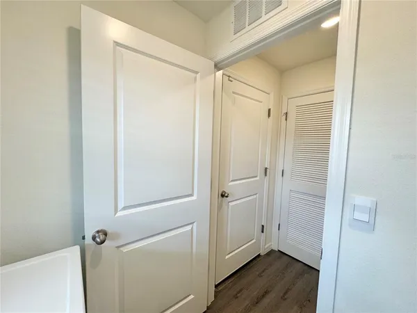 $2,295 | 36015 Sunflower Hl Drive, Zephyrhills, FL 33541