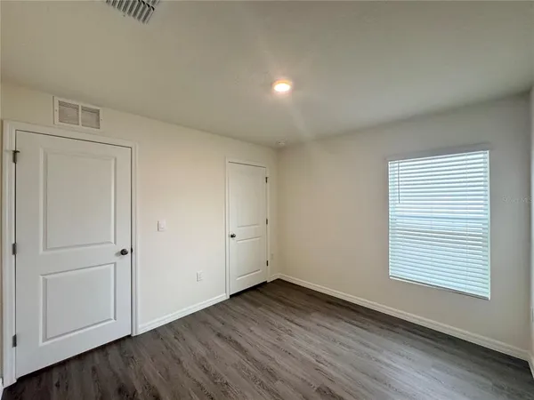 $2,295 | 36015 Sunflower Hl Drive, Zephyrhills, FL 33541