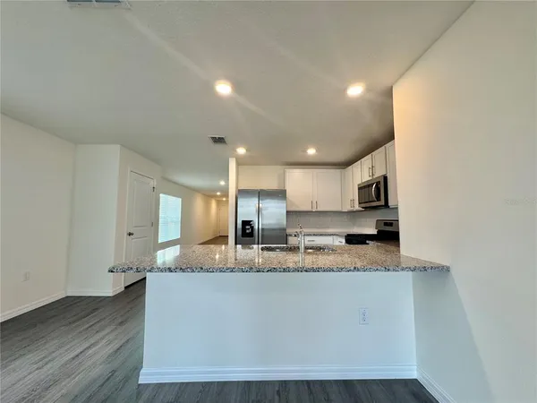 $2,295 | 36015 Sunflower Hl Drive, Zephyrhills, FL 33541