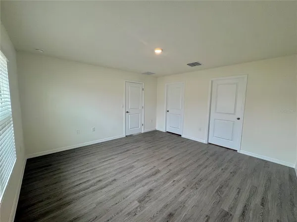 $2,295 | 36015 Sunflower Hl Drive, Zephyrhills, FL 33541