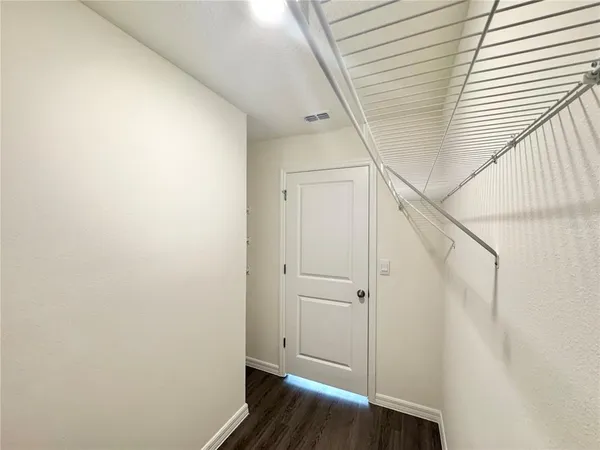 $2,295 | 36015 Sunflower Hl Drive, Zephyrhills, FL 33541