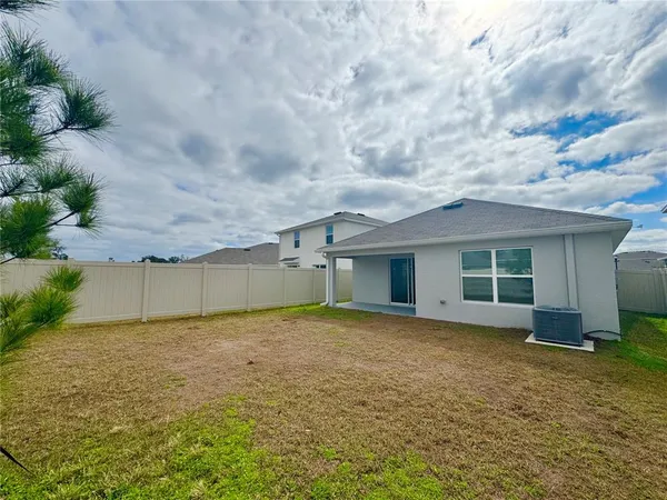 $2,295 | 36015 Sunflower Hl Drive, Zephyrhills, FL 33541