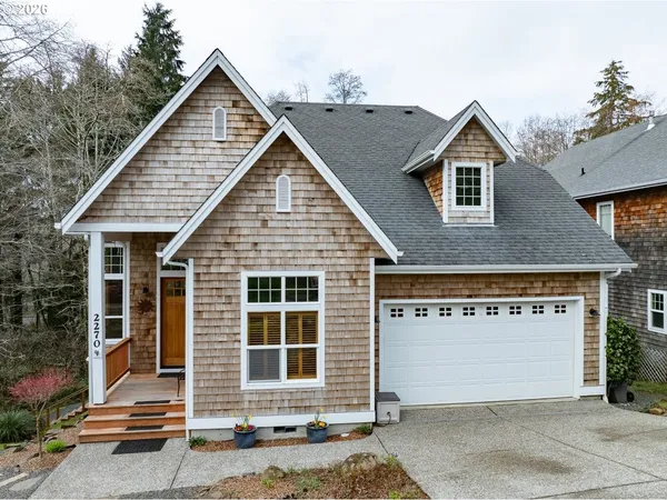 $889,000 | 2270 Skyline Drive, Seaside, OR 97138