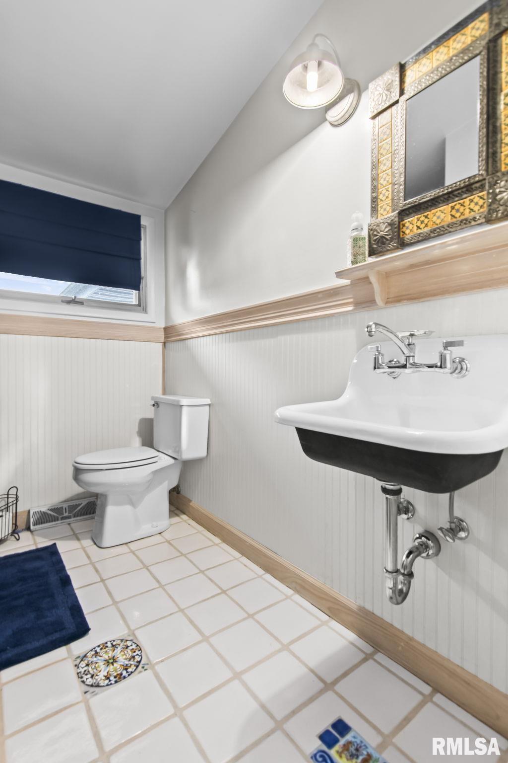 2085 West Eldorado Street Decatur, IL 62522 - Photo 33 of 52 Gallery Image 33