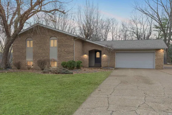 $465,000 | 7716 Huckleberry Lane, Evansville, IN 47712