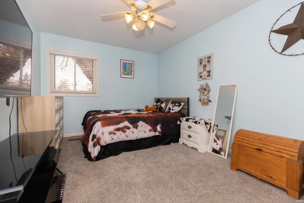 $465,000 | 7716 Huckleberry Lane, Evansville, IN 47712