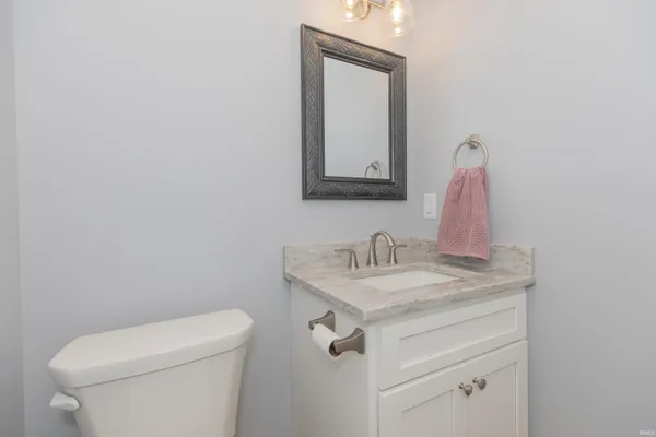 $465,000 | 7716 Huckleberry Lane, Evansville, IN 47712