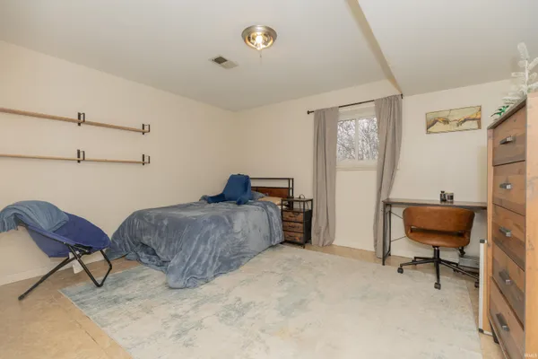 $465,000 | 7716 Huckleberry Lane, Evansville, IN 47712