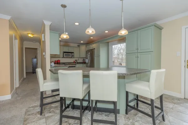 $465,000 | 7716 Huckleberry Lane, Evansville, IN 47712