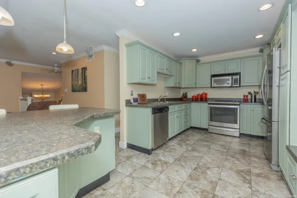 $465,000 | 7716 Huckleberry Lane, Evansville, IN 47712