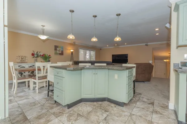 $465,000 | 7716 Huckleberry Lane, Evansville, IN 47712