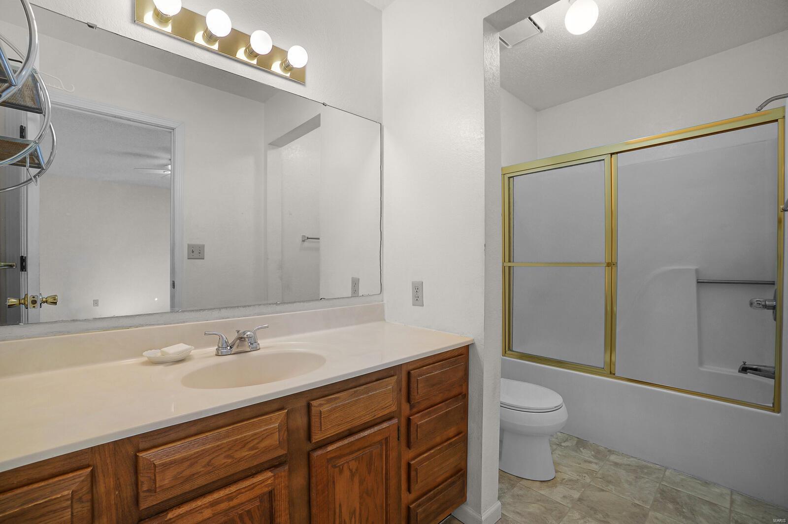 76 Sugarmill Road Troy, IL 62294 - Photo 17 of 27 Gallery Image 17