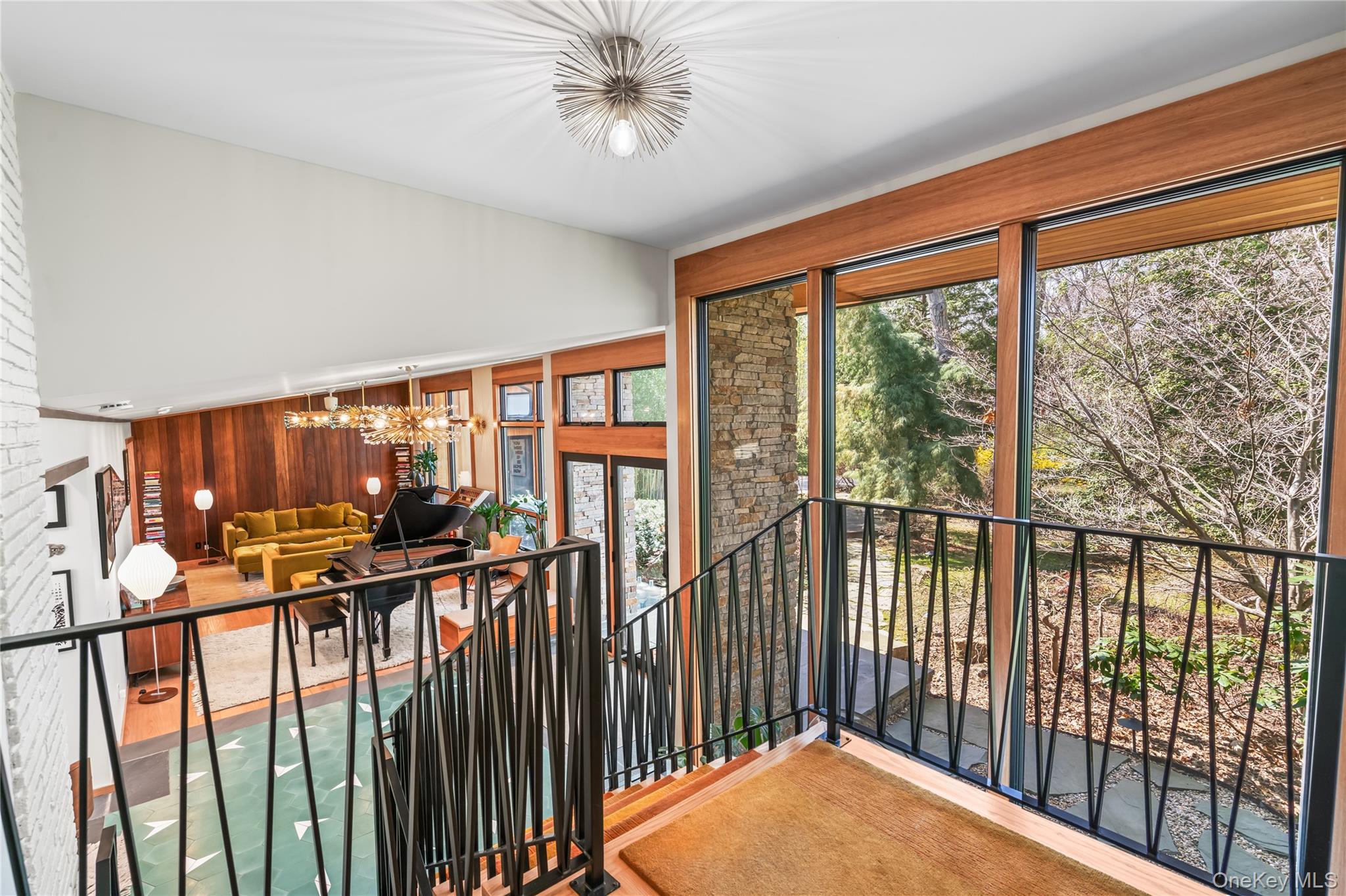 14 Tall Tree Court Cold Spring Harbor, NY 11724 - Photo 18 of 42