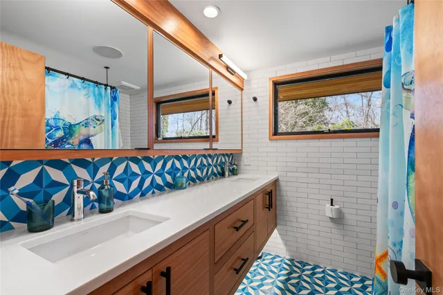 $18,000 | 14 Tall Tree Court, Cold Spring Harbor, NY 11724