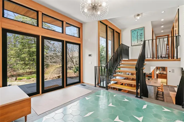 $18,000 | 14 Tall Tree Court, Cold Spring Harbor, NY 11724