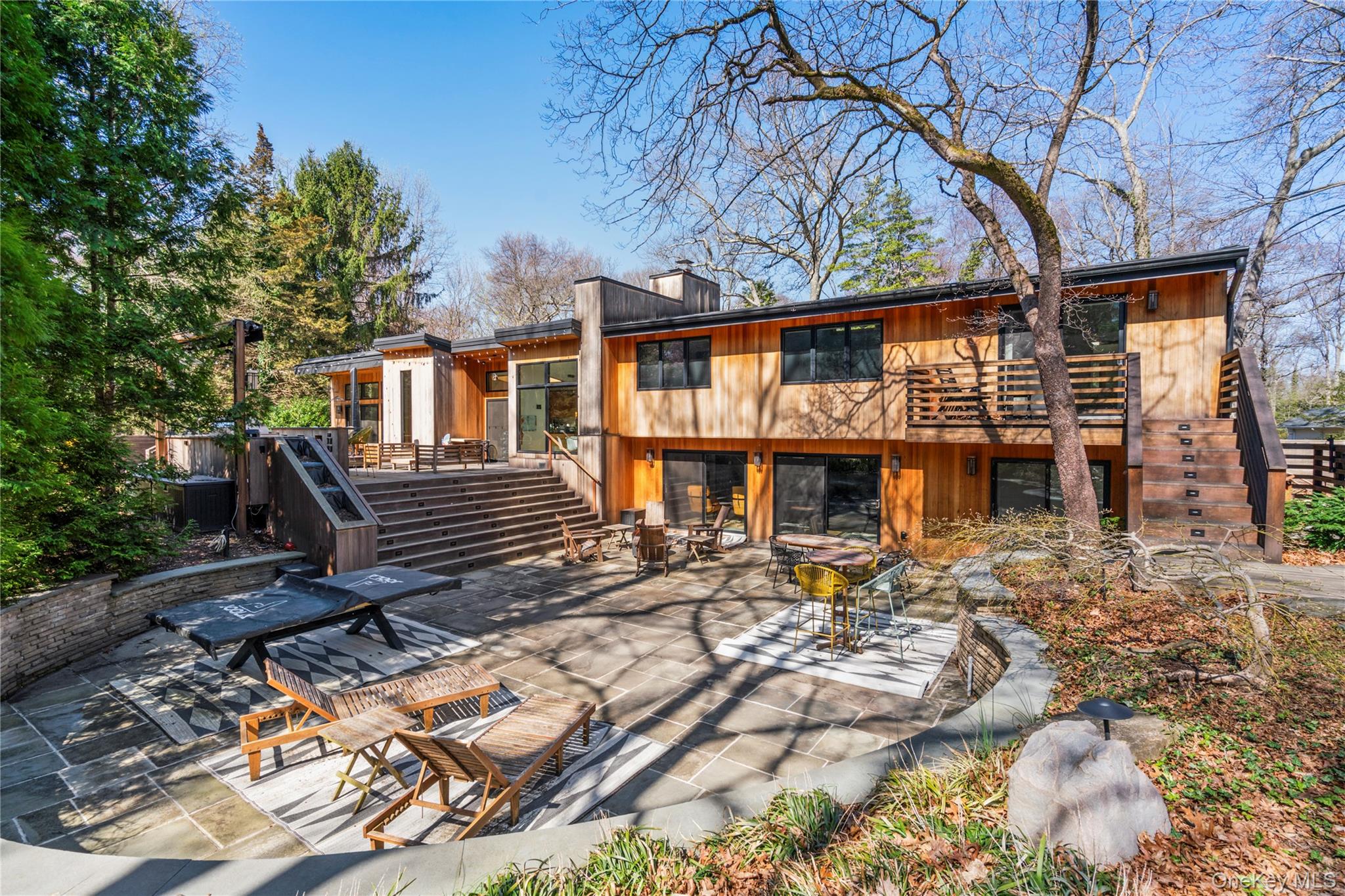 14 Tall Tree Court Cold Spring Harbor, NY 11724 - Photo 39 of 42