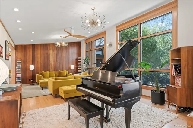 $18,000 | 14 Tall Tree Court, Cold Spring Harbor, NY 11724