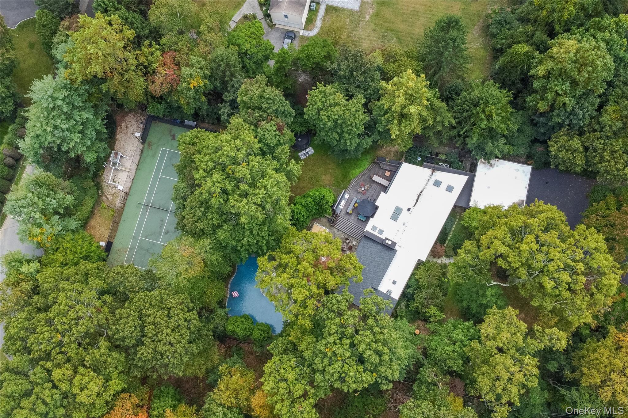 14 Tall Tree Court Cold Spring Harbor, NY 11724 - Photo 42 of 42