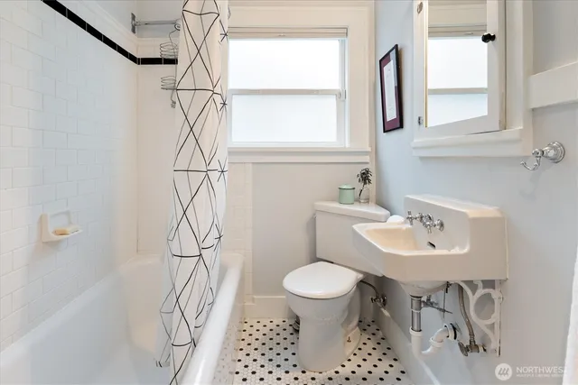 $1,399,999 | 612 Northwest 84th Street, Seattle, WA 98117