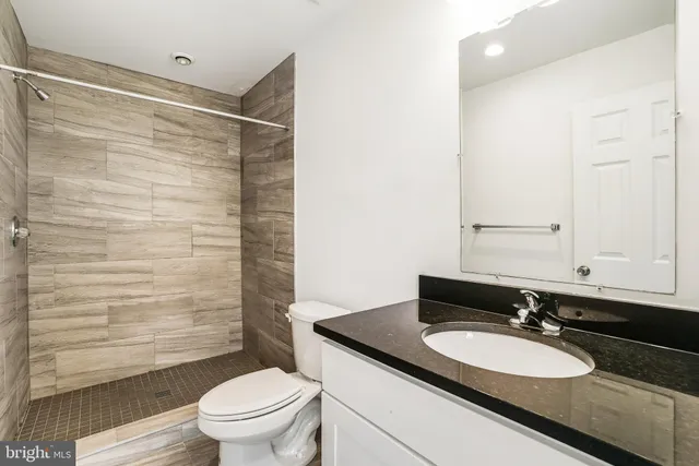 $5,499 | 3114 19th Street South, Arlington, VA 22204