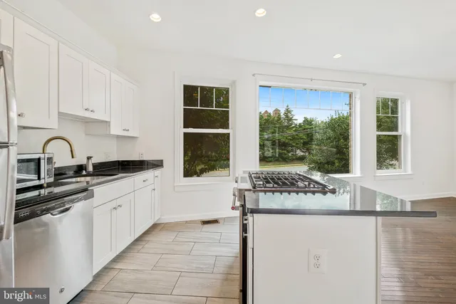 $5,499 | 3114 19th Street South, Arlington, VA 22204