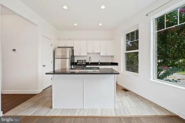 $5,499 | 3114 19th Street South, Arlington, VA 22204