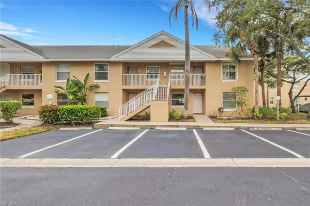$250,000 | 162 Pebble Shores Drive, Unit 104, Naples, FL 34110