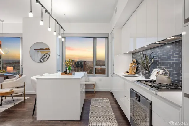 $1,748,000 | 1000 3rd Street, Unit 1505, San Francisco, CA 94158