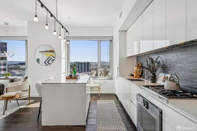 $1,748,000 | 1000 3rd Street, Unit 1505, San Francisco, CA 94158