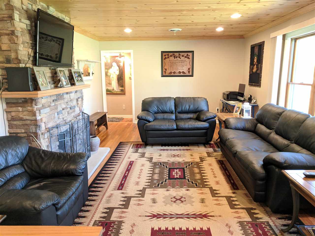 11385 Sarle Road Freeland, MI 48623 - Photo 5 of 44