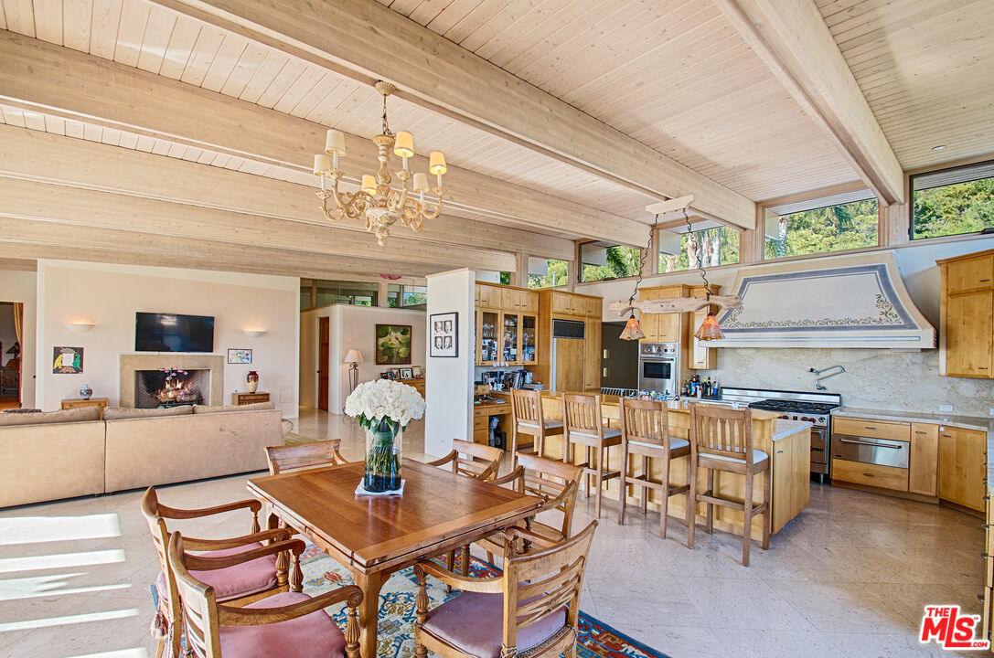 20394 Seaboard Road Malibu, CA 90265 - Photo 13 of 31