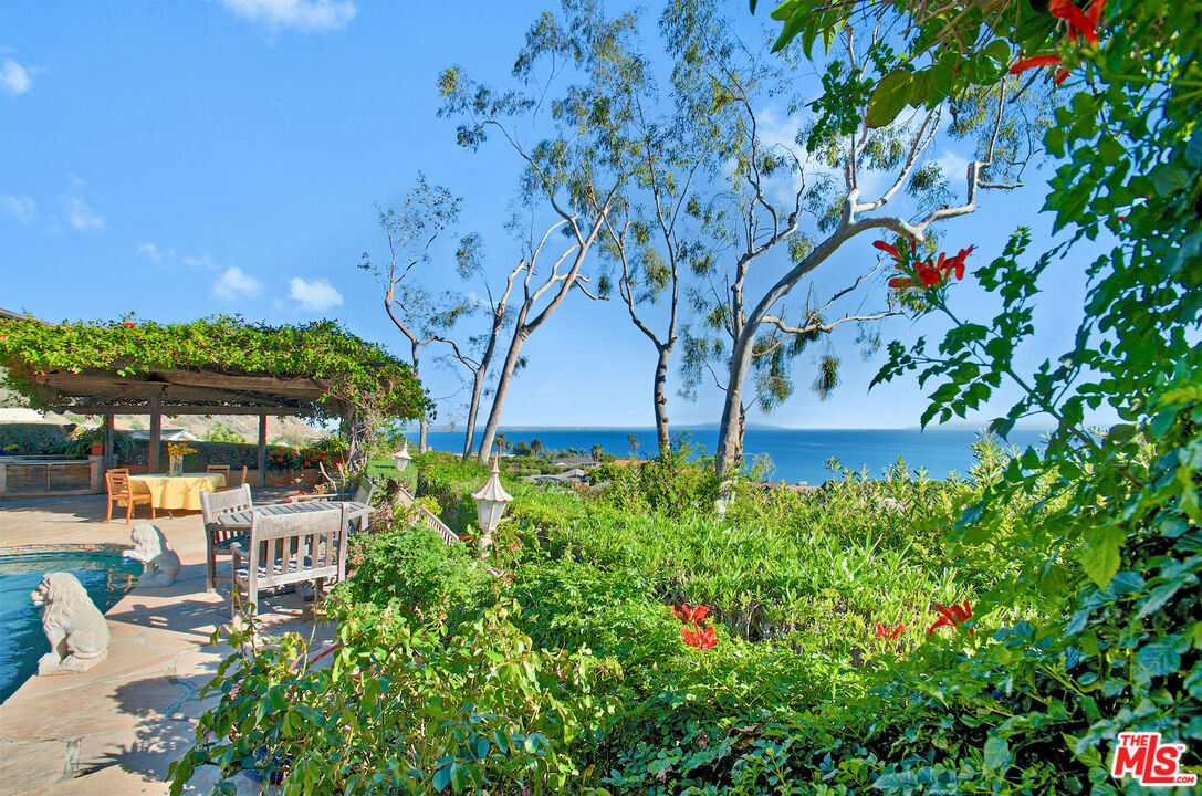 20394 Seaboard Road Malibu, CA 90265 - Photo 24 of 31