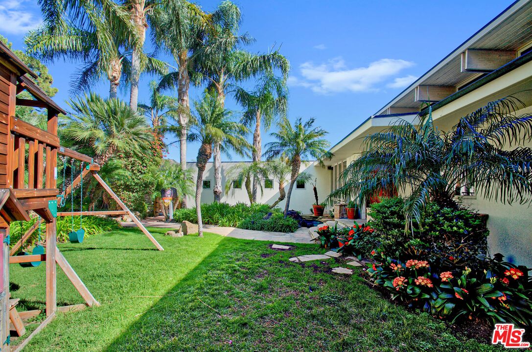 20394 Seaboard Road Malibu, CA 90265 - Photo 29 of 31