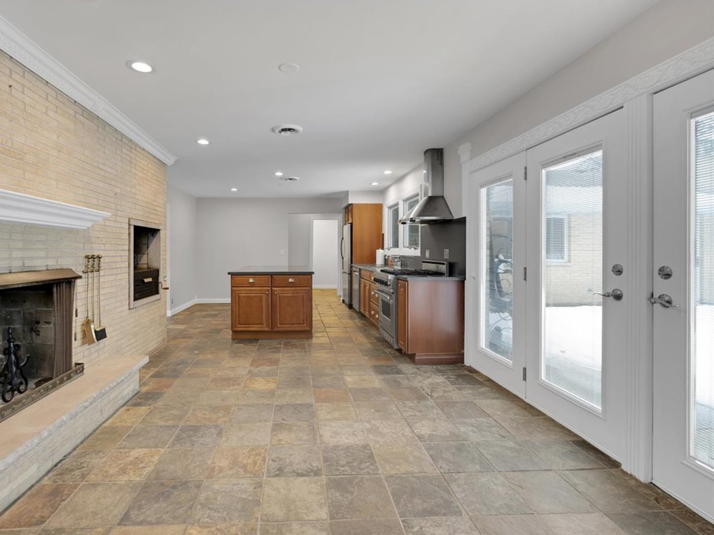 3273 Merrimac Lane Long Grove, IL 60047 - Photo 10 of 34