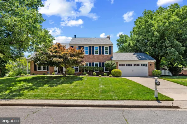 $1,095,000 | 4611 Deming Avenue, Alexandria, VA 22312