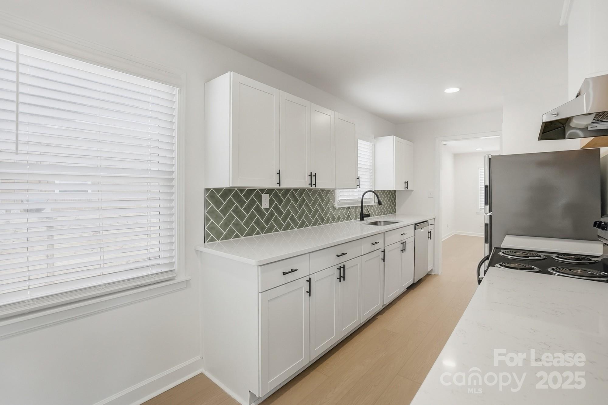 316 Hollis Road Charlotte, NC 28209 - Photo 13 of 37