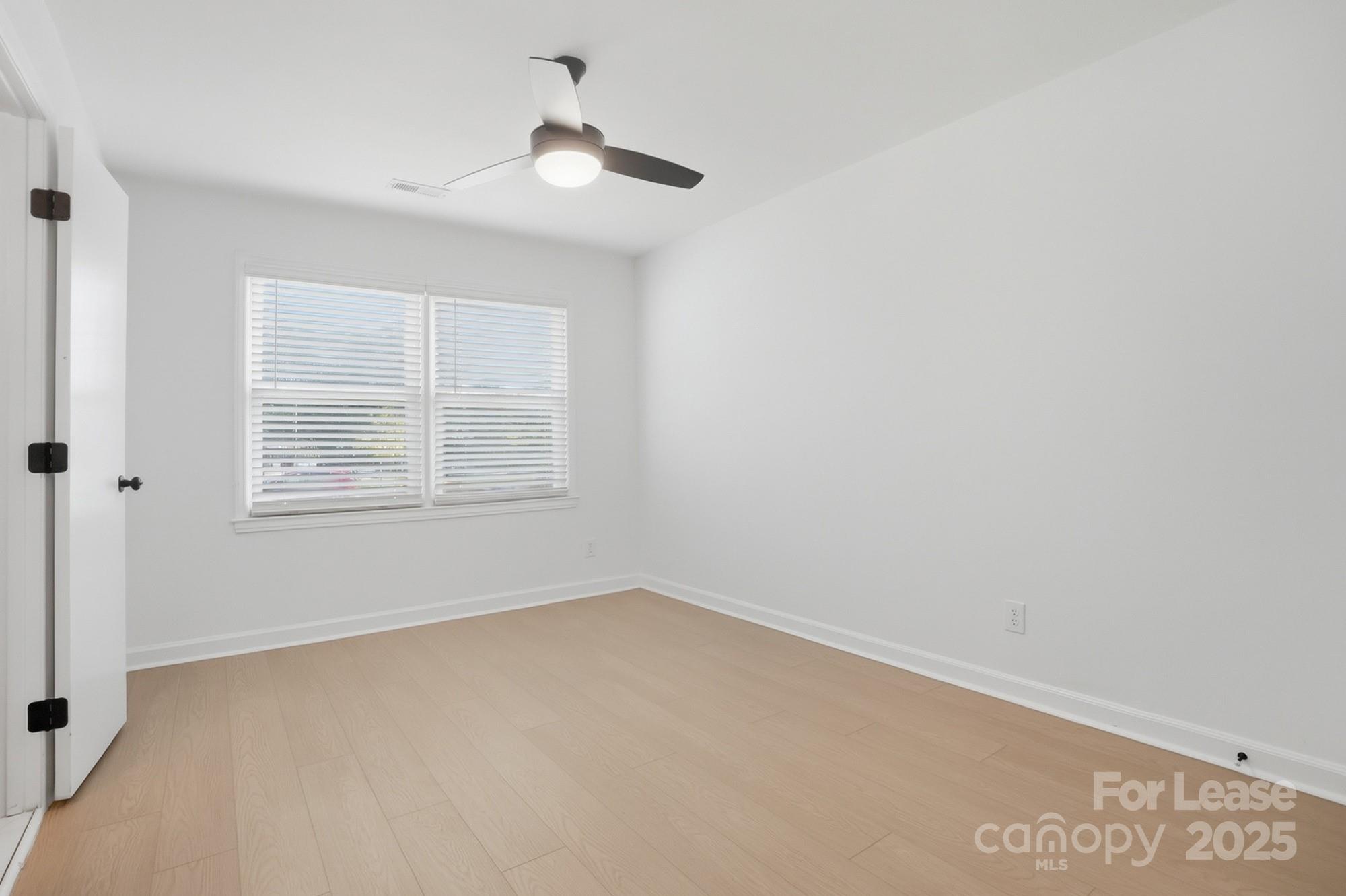 316 Hollis Road Charlotte, NC 28209 - Photo 15 of 37