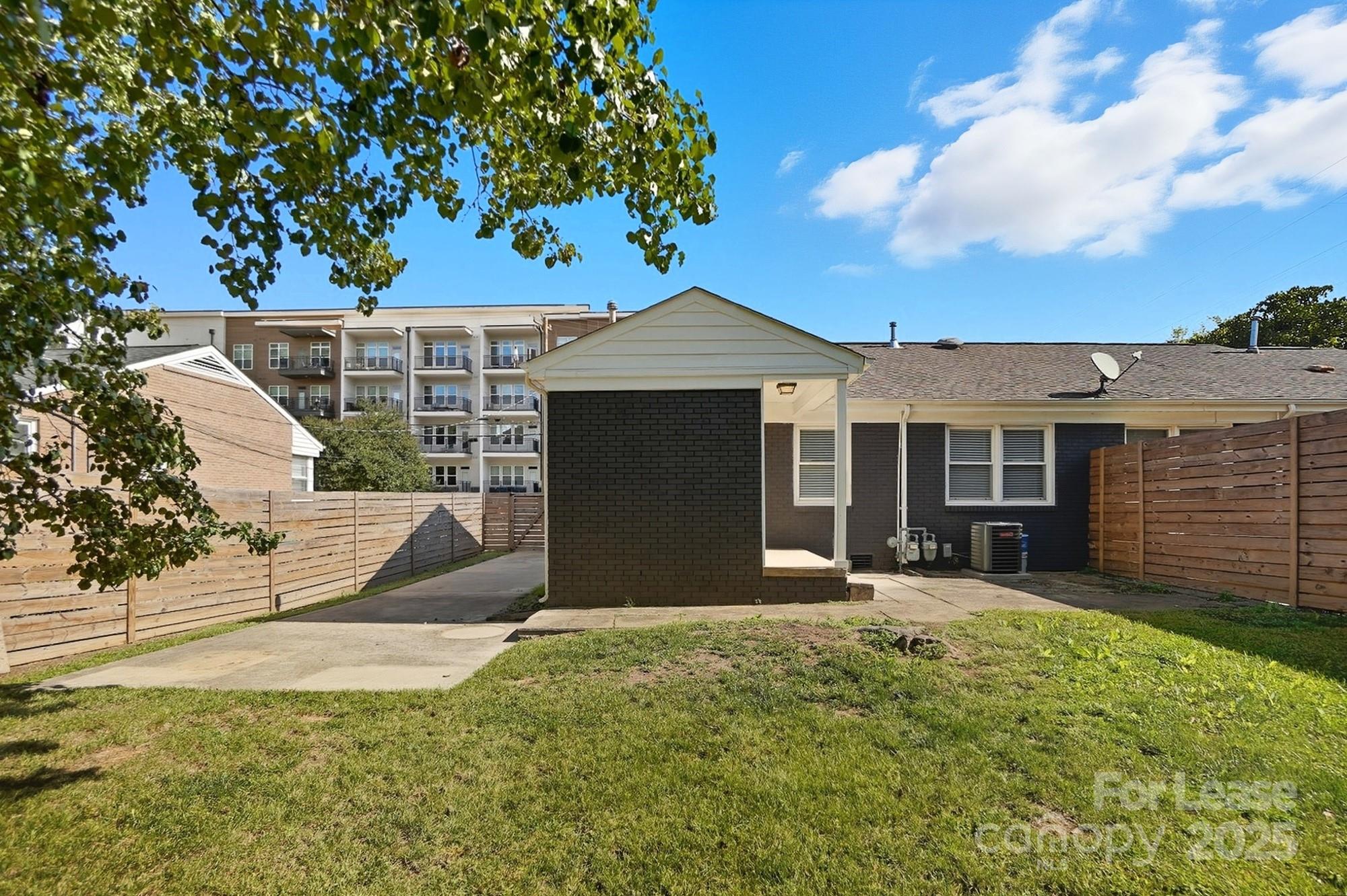 316 Hollis Road Charlotte, NC 28209 - Photo 31 of 37