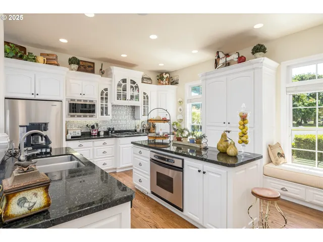 $2,250,000 | 35853 Tennessee Road Southeast, Albany, OR 97322