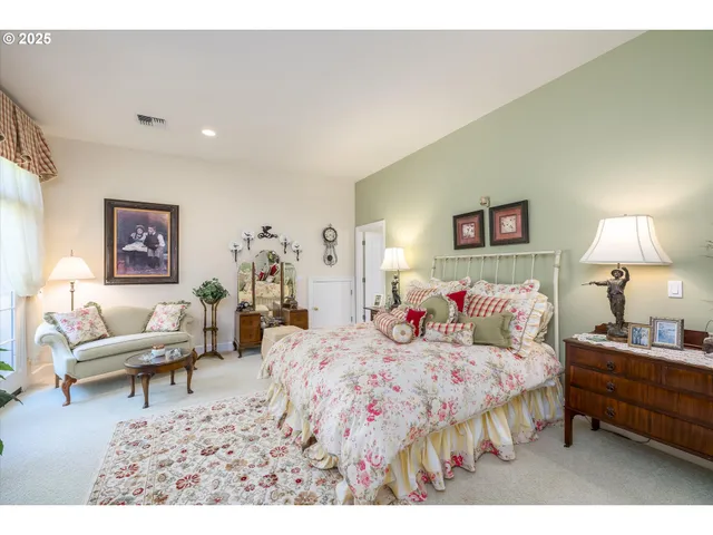 $2,250,000 | 35853 Tennessee Road Southeast, Albany, OR 97322