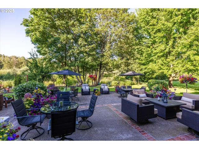 $2,250,000 | 35853 Tennessee Road Southeast, Albany, OR 97322