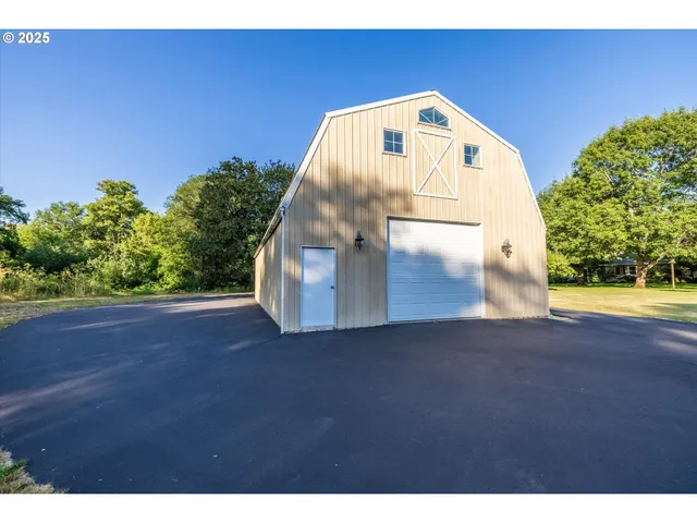 $2,250,000 | 35853 Tennessee Road Southeast, Albany, OR 97322
