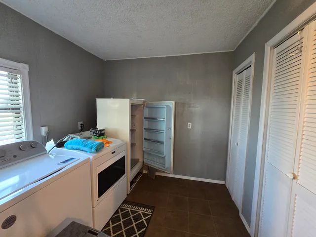 $284,900 | 1299 County Road 220-L, Denver City, TX 79323