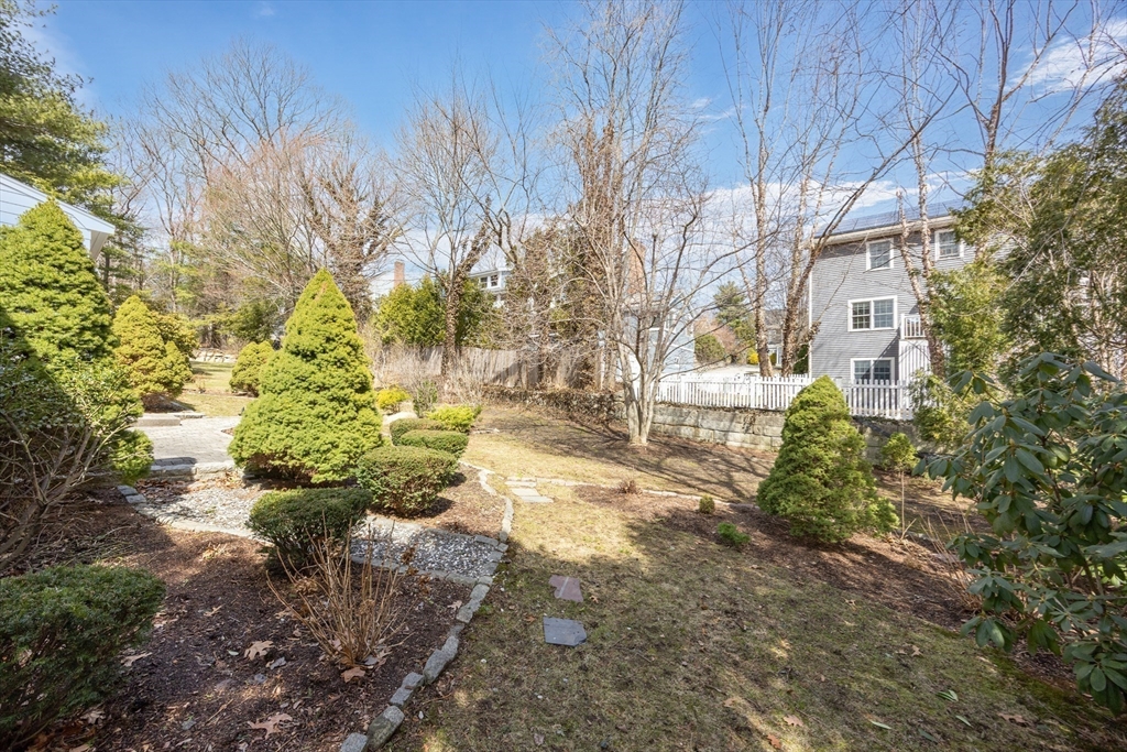 85 Dawson Drive Needham, MA 02492 - Photo 24 of 27