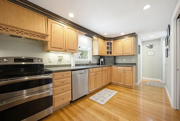 $1,300,000 | 85 Dawson Drive, Needham, MA 02492