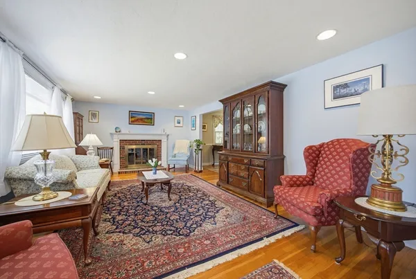 $1,300,000 | 85 Dawson Drive, Needham, MA 02492