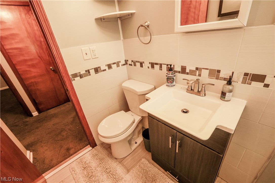 18509 Homeway Road Cleveland, OH 44135 - Photo 4 of 14 Gallery Image 4