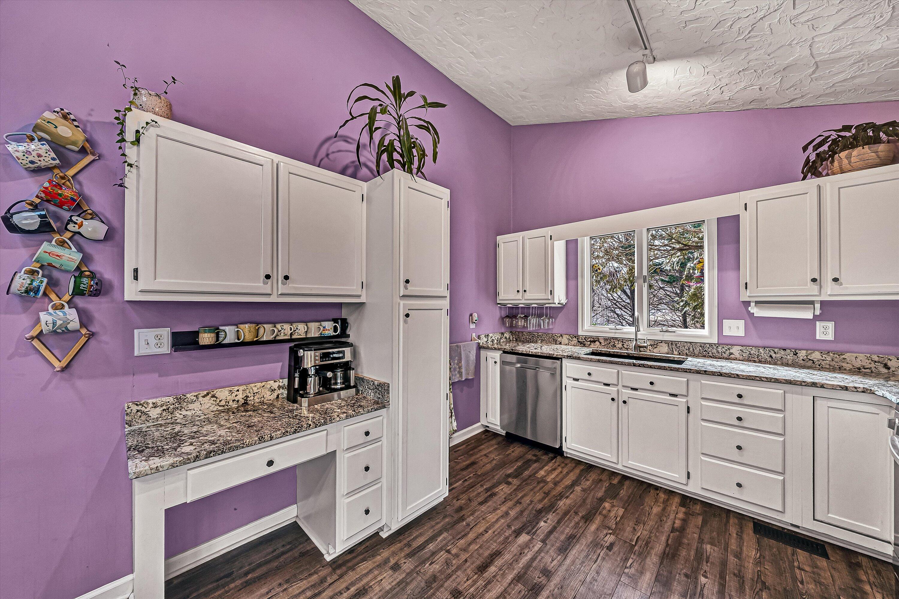 7141 Bent Mountain Road Roanoke, VA 24018 - Photo 11 of 51 11-VM-00314